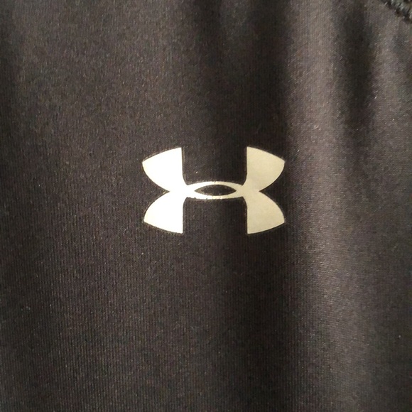 Under Armor- Long Sleeved- open razor back- Sz S - Picture 2 of 6